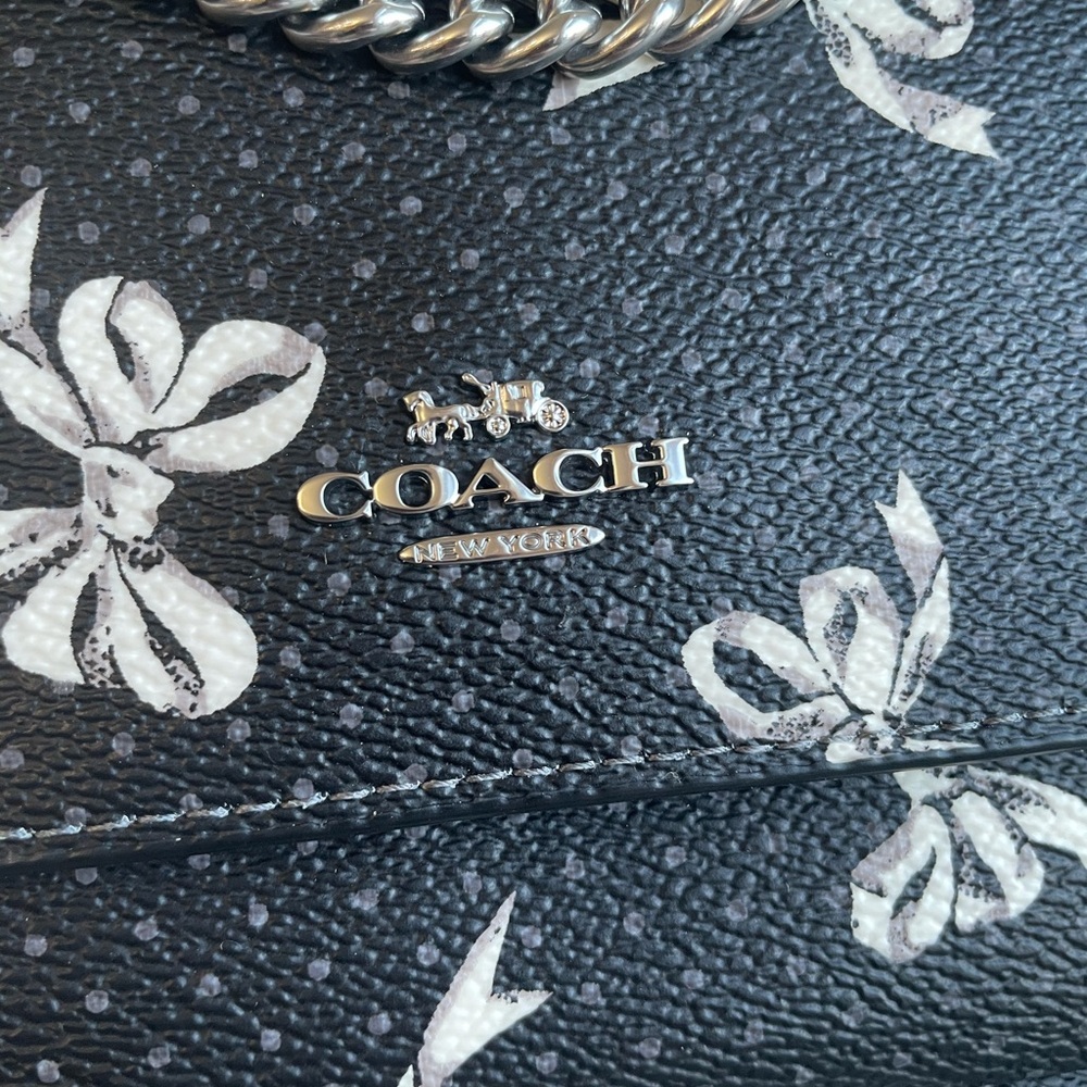 NWT！COACH MINI KLARE CROSSBODY BAG WITH BOW PRINT（ CAA98）gift receipt V-Day Gift - Picture 4 of 6